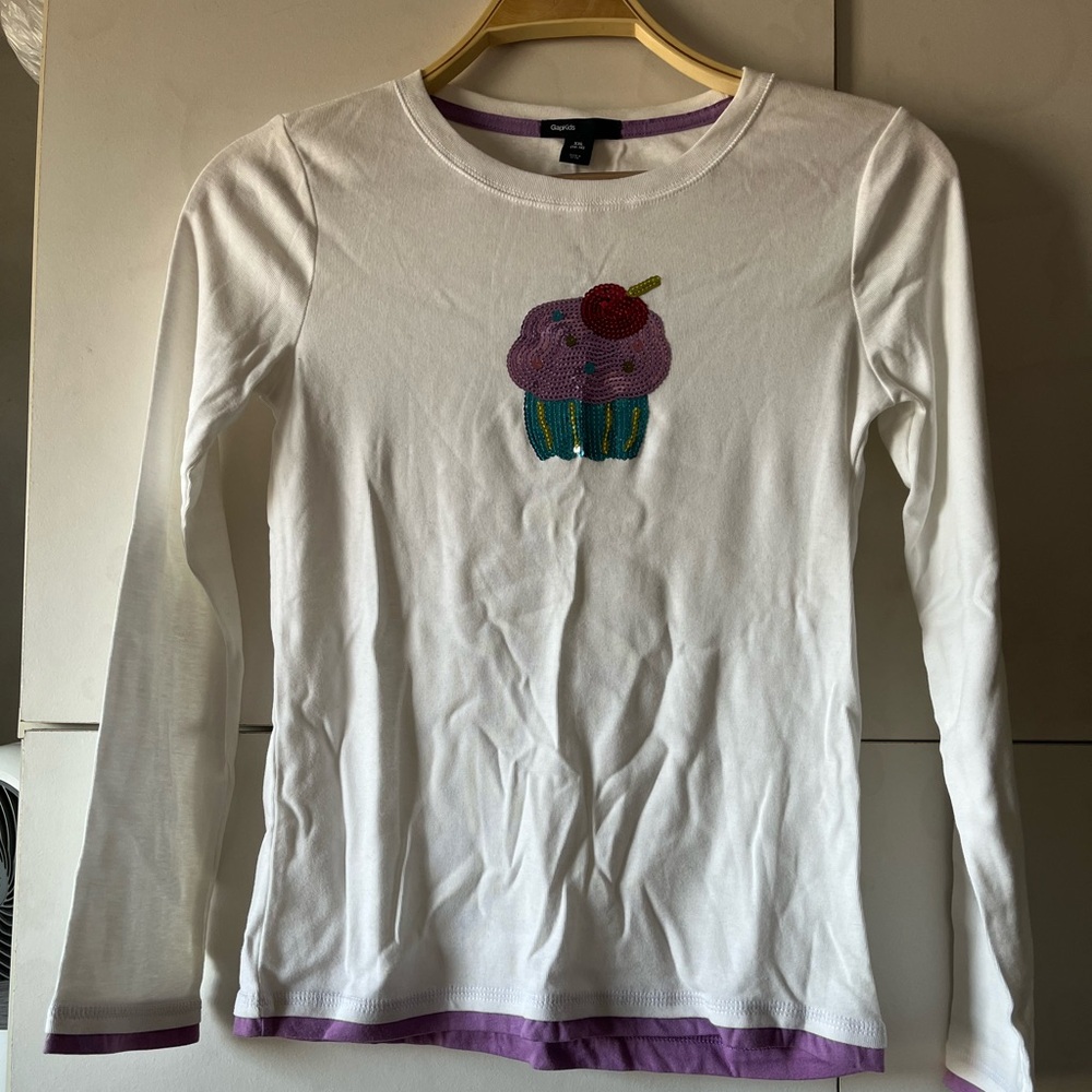 NWT GAP White and Purple Long Sleeve Tee with Cupcake Design
